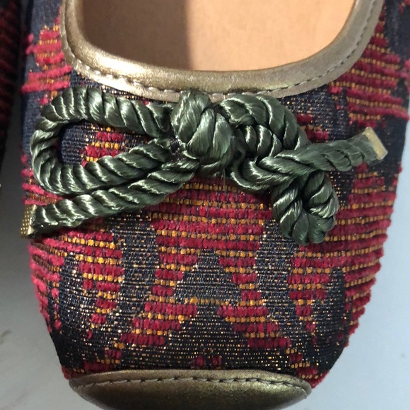 Shoes size 10 - Picture 7 of 8